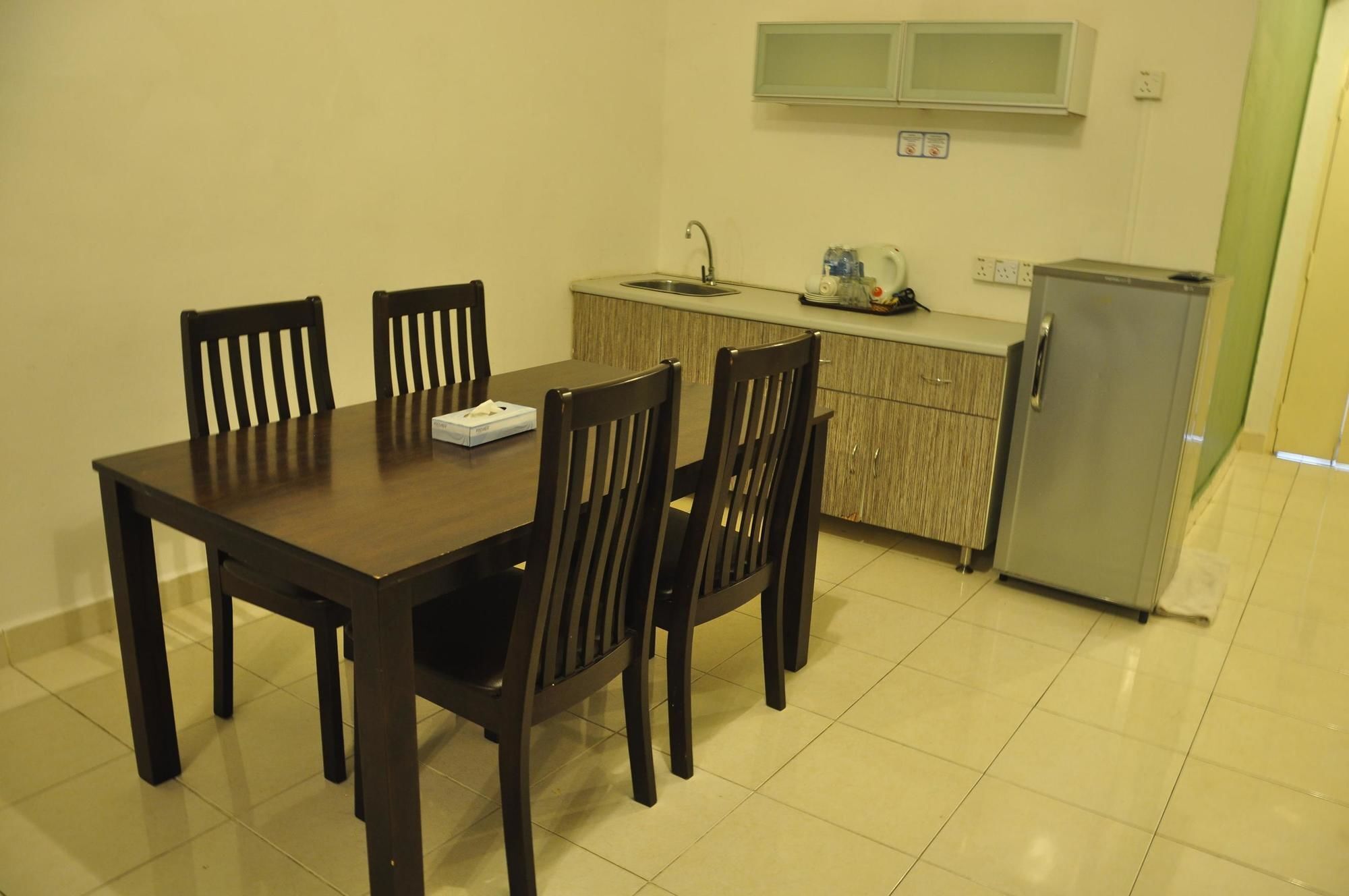 สุไม โฮเต็ล อพาร์ตเมนต์ Aparthotel กัวลาตรังกานู ภายนอก รูปภาพ